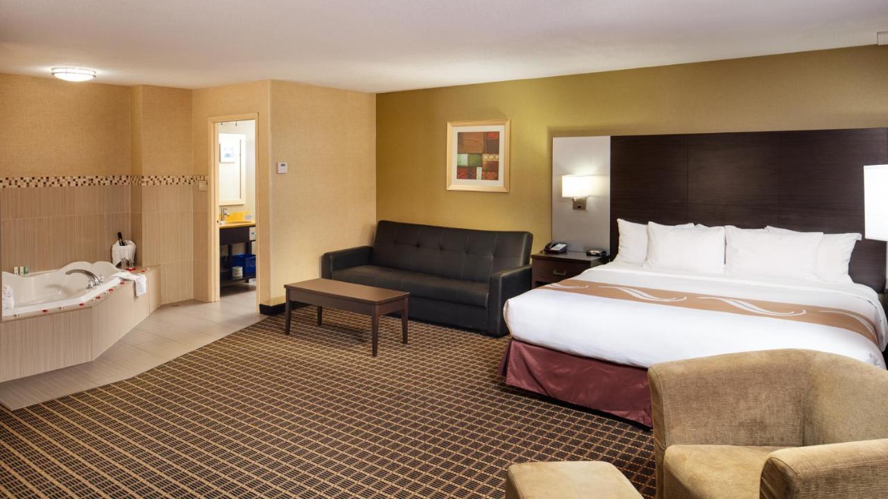 Quality Inn & Suites Downtown Windsor Luaran gambar