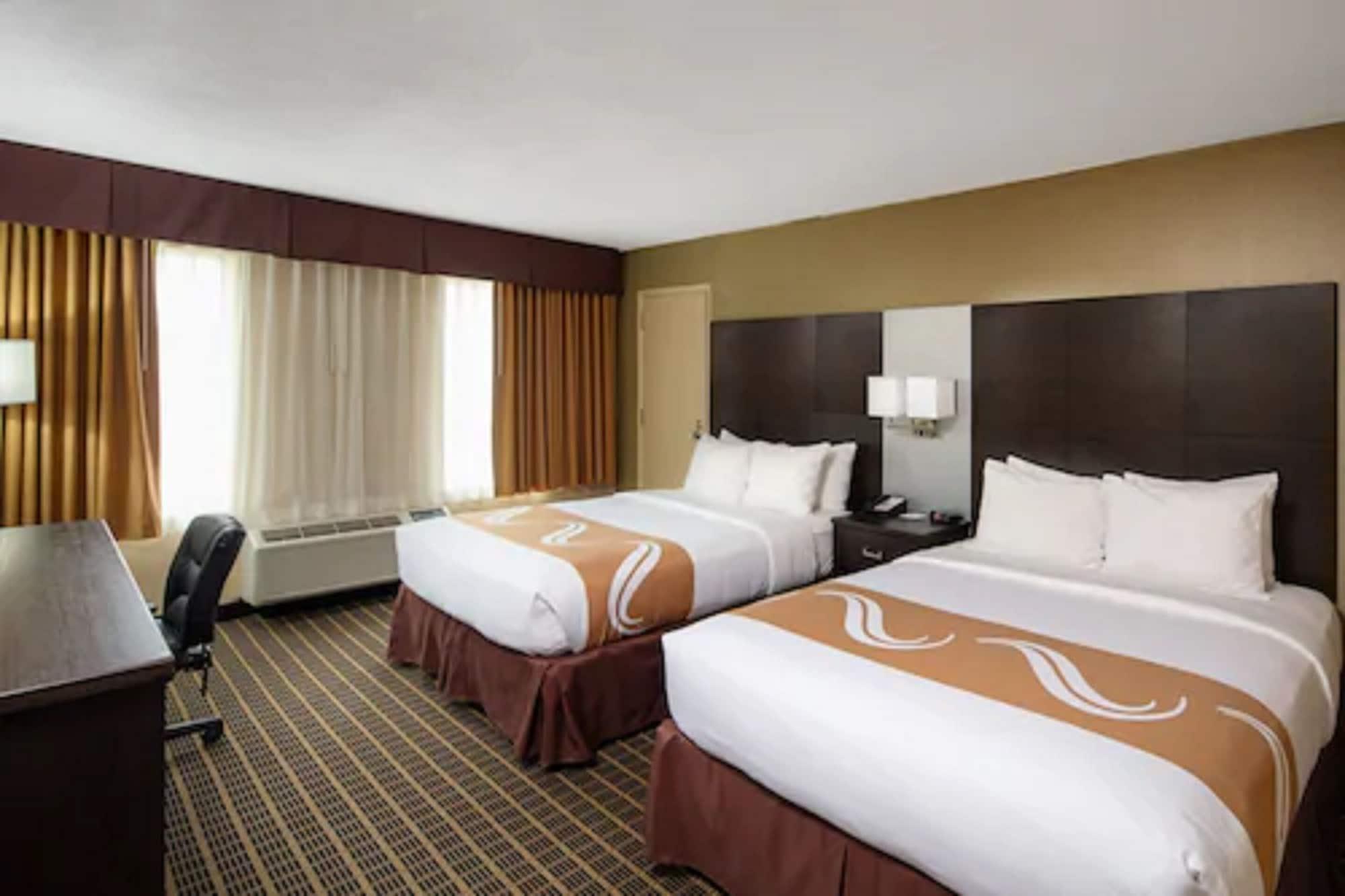 Quality Inn & Suites Downtown Windsor Luaran gambar