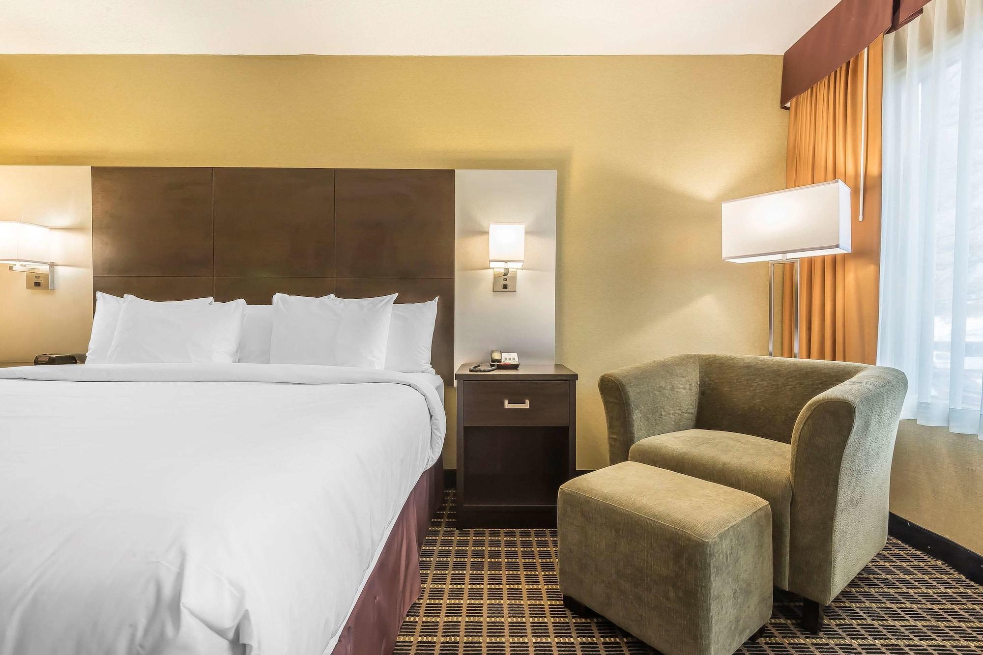 Quality Inn & Suites Downtown Windsor Luaran gambar