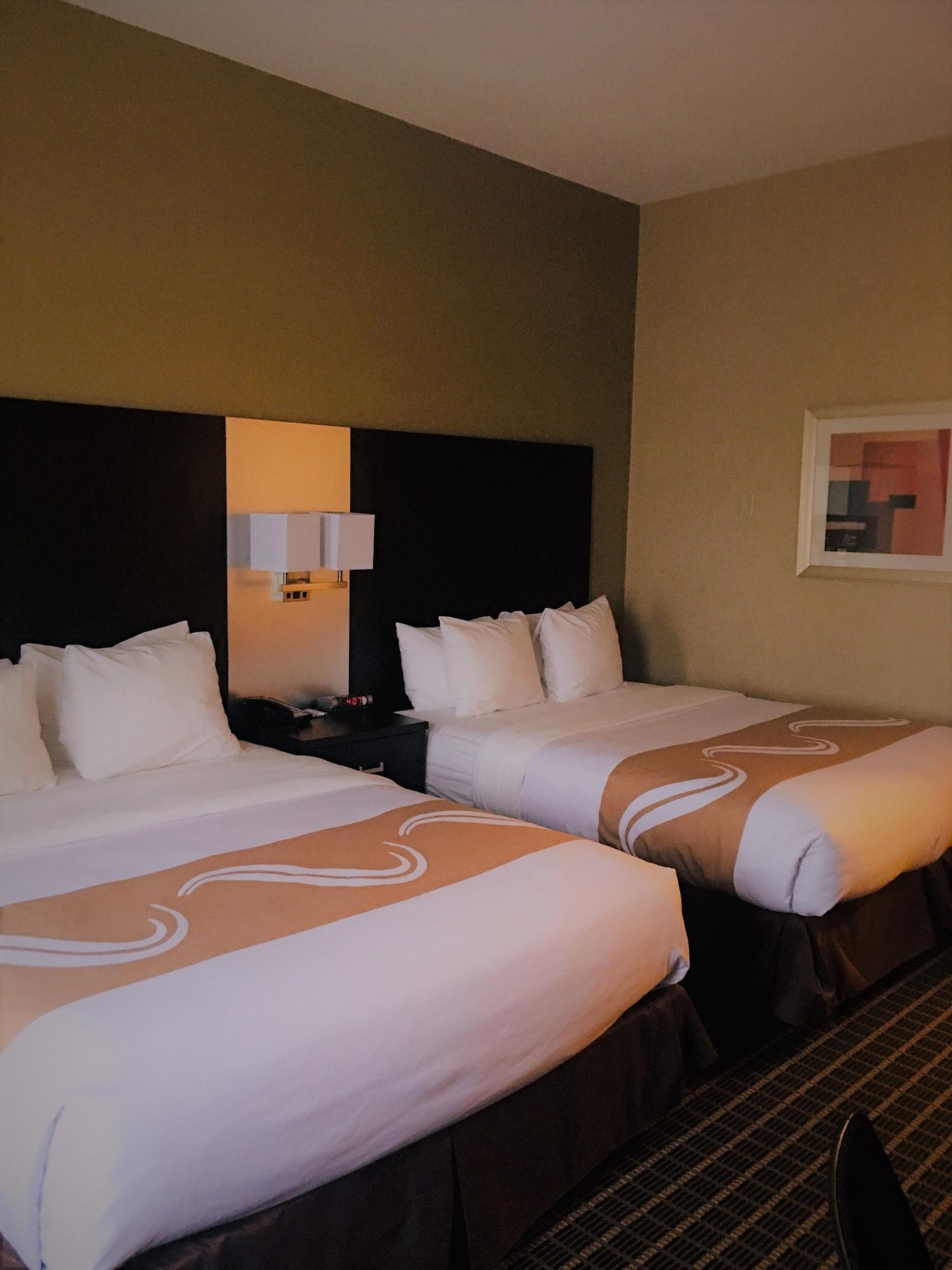 Quality Inn & Suites Downtown Windsor Luaran gambar