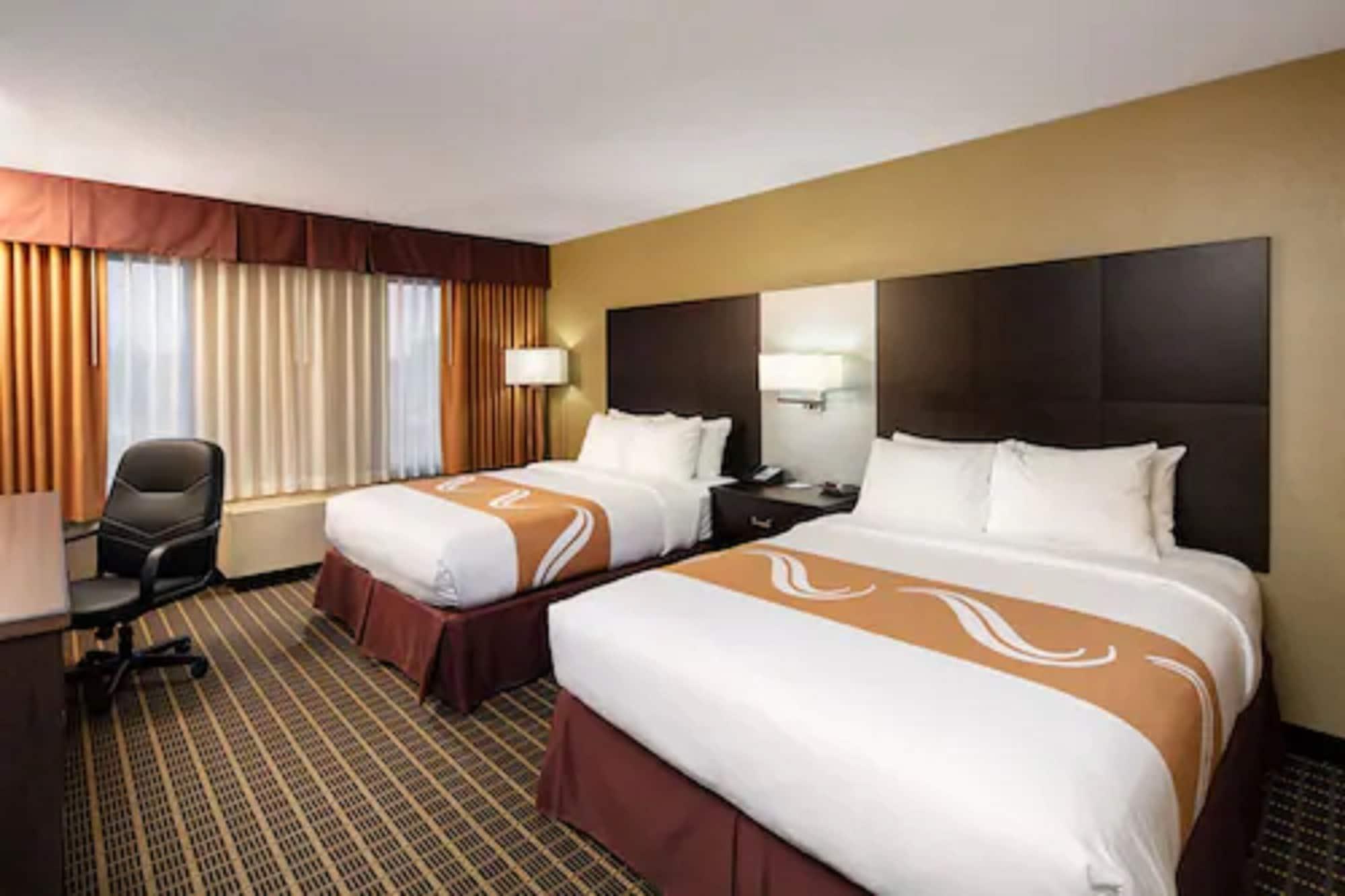 Quality Inn & Suites Downtown Windsor Luaran gambar