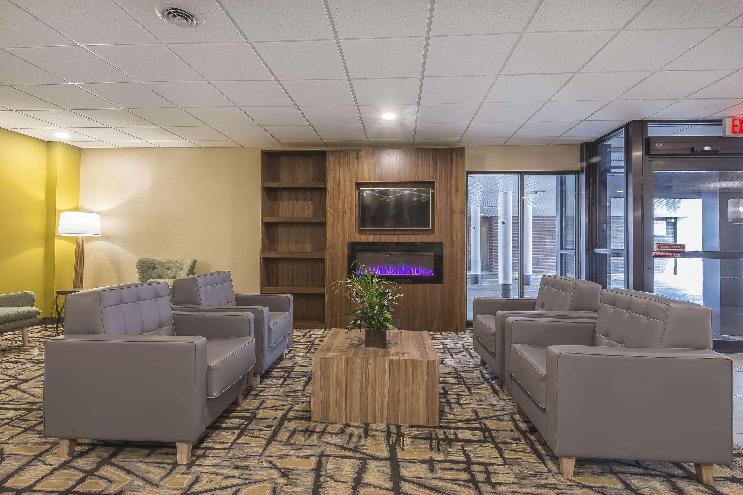 Quality Inn & Suites Downtown Windsor Luaran gambar