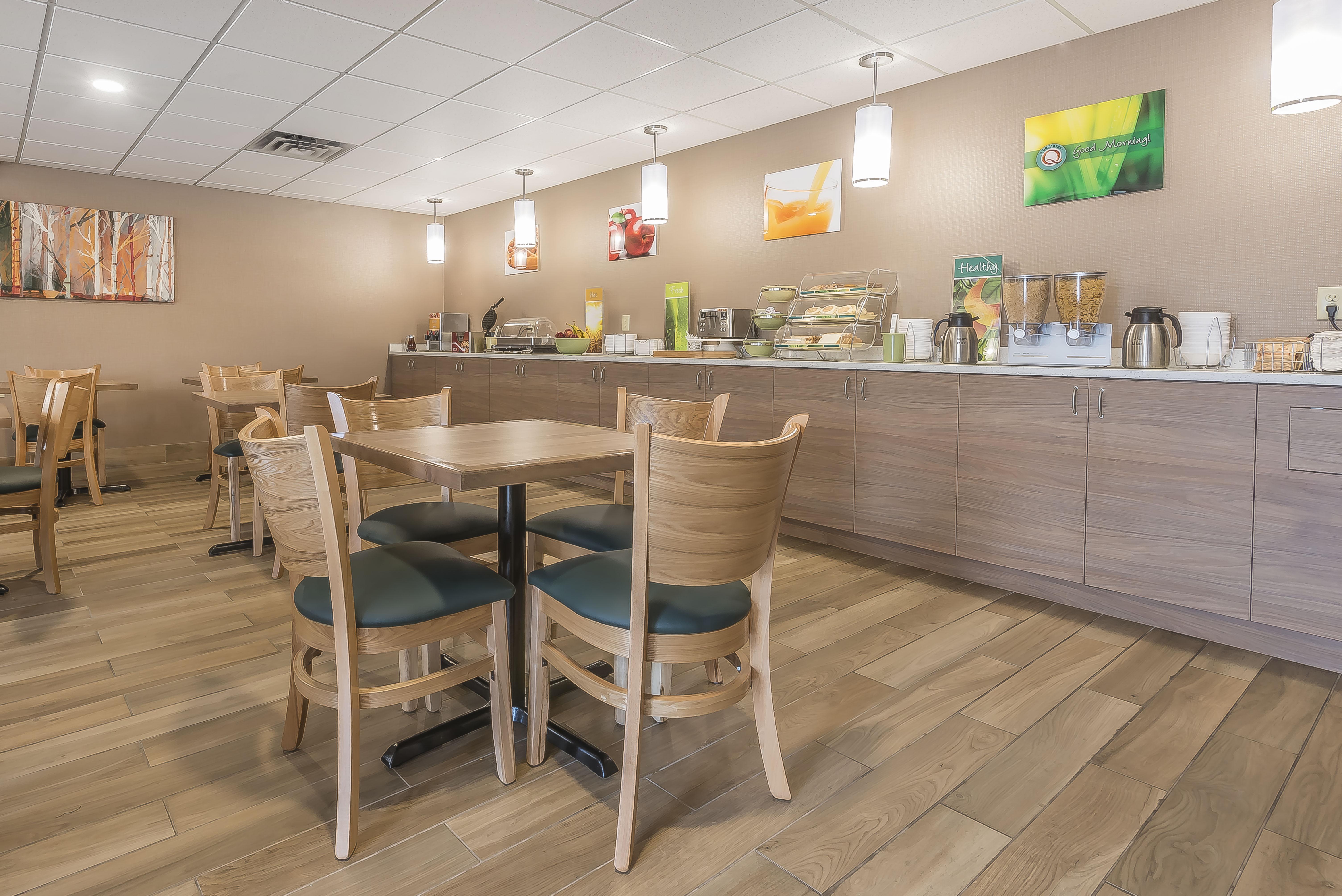 Quality Inn & Suites Downtown Windsor Luaran gambar
