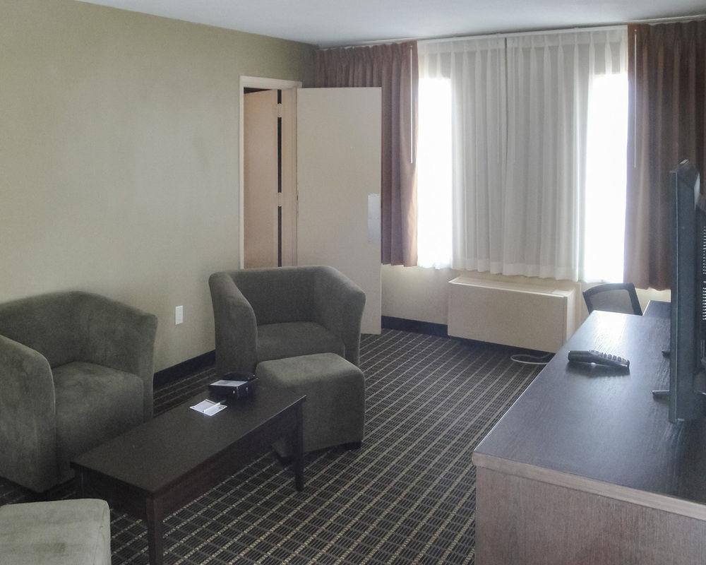 Quality Inn & Suites Downtown Windsor Luaran gambar