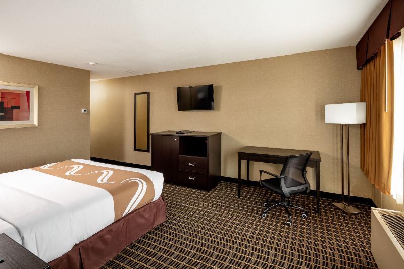 Quality Inn & Suites Downtown Windsor Luaran gambar